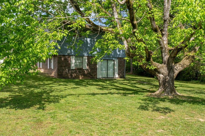 302 Johnson St, La Fayette, GA 30728