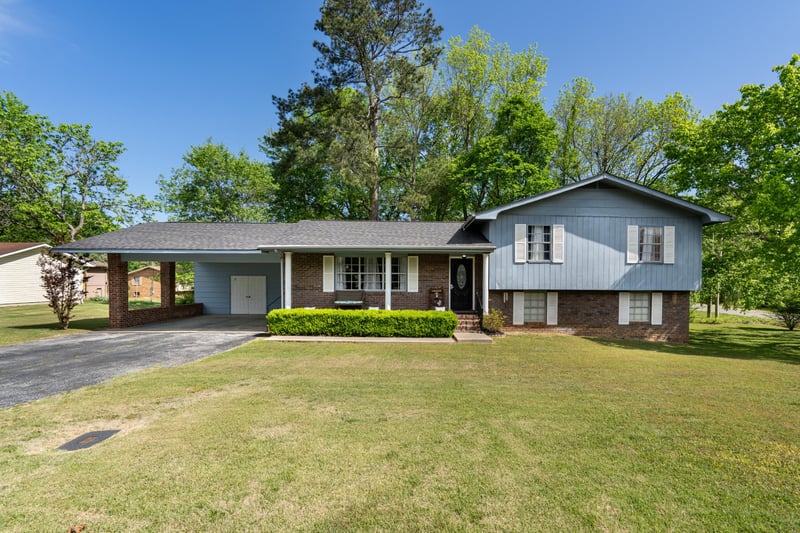 302 Johnson St, La Fayette, GA 30728
