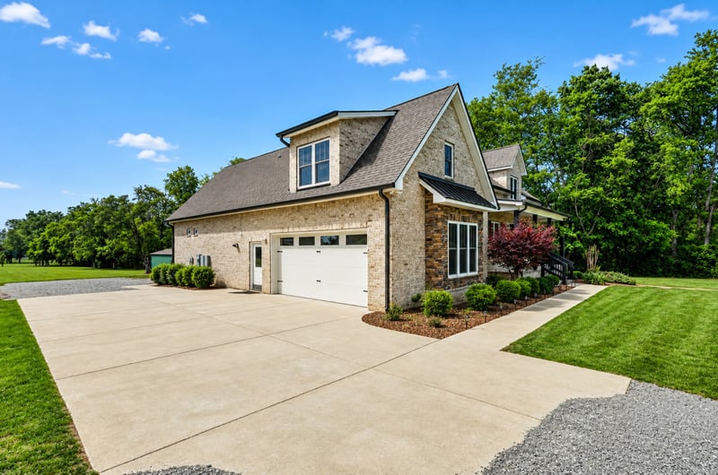 923 Dobbins Pike, Gallatin, TN 37066