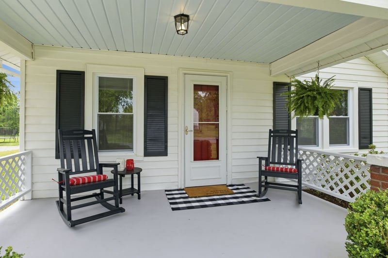 208 W South St, Greenbrier, TN 37073