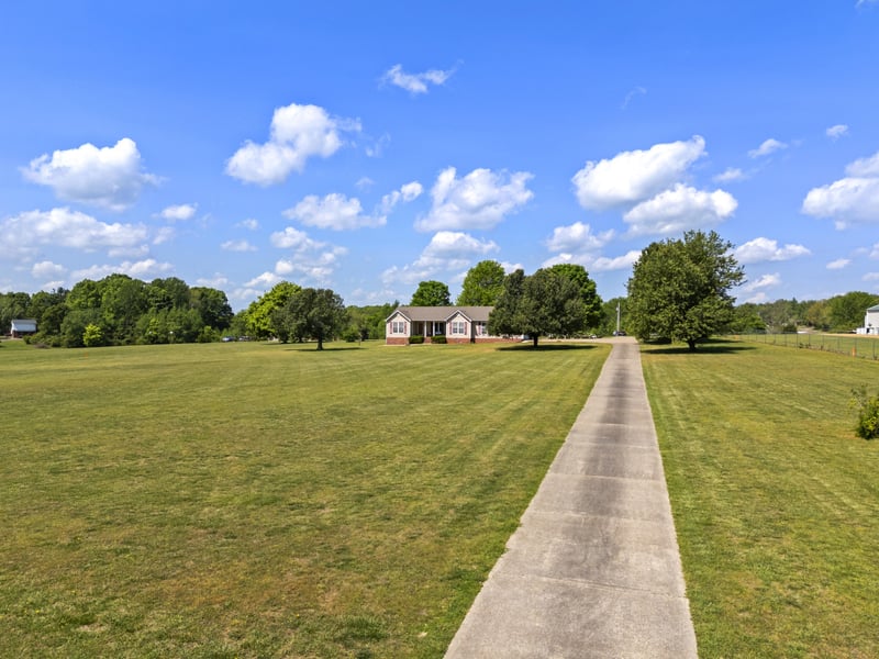1010 Highway 48 S, Dickson, TN 37055