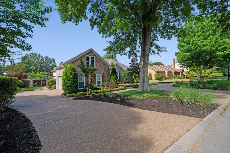 5006 Langford Ps, Old Hickory, TN 37138