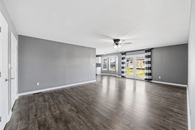 121 Jackson St, Mount Pleasant, TN 38474