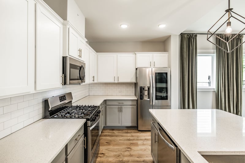210 Woodhall Ct, White House, TN 37188