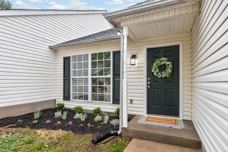 623 Dellwood Dr, Smyrna, TN 37167