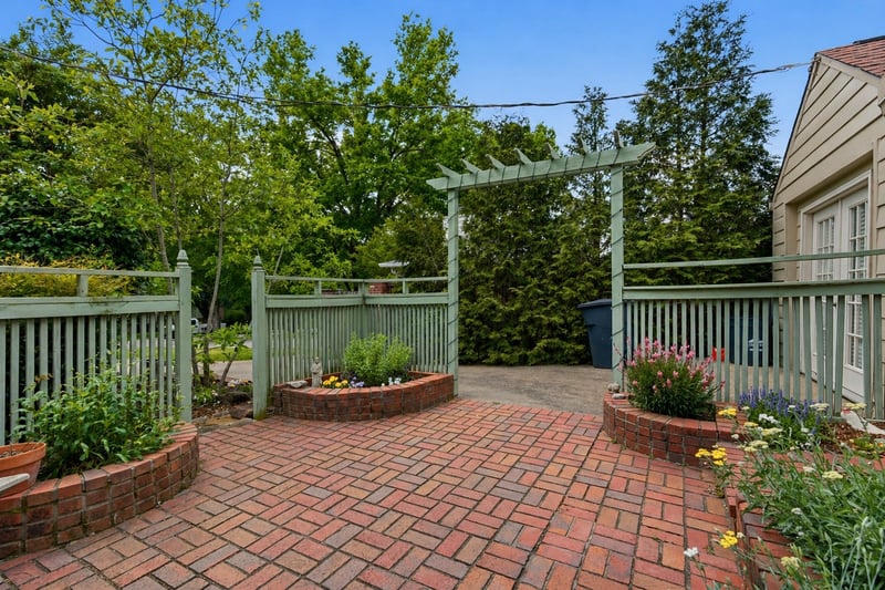 116 Bellevue Dr S, Nashville, TN 37205