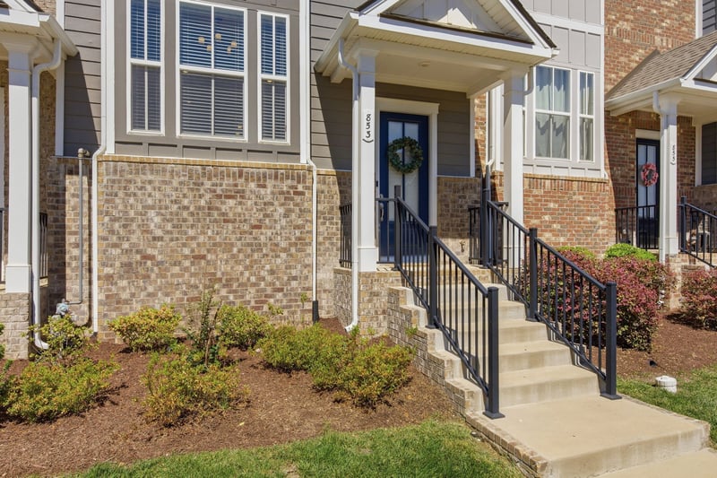 853 Westcott Ln, Antioch, TN 37013