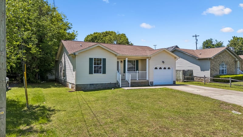 103 Natchez Ct S, La Vergne, TN 37086