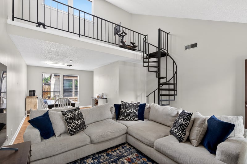 946 Old Fountain Ct, Hermitage, TN 37076