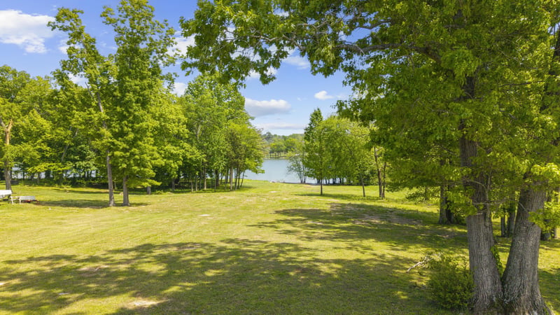 1004 Stonebrook Cv, Lebanon, TN 37087