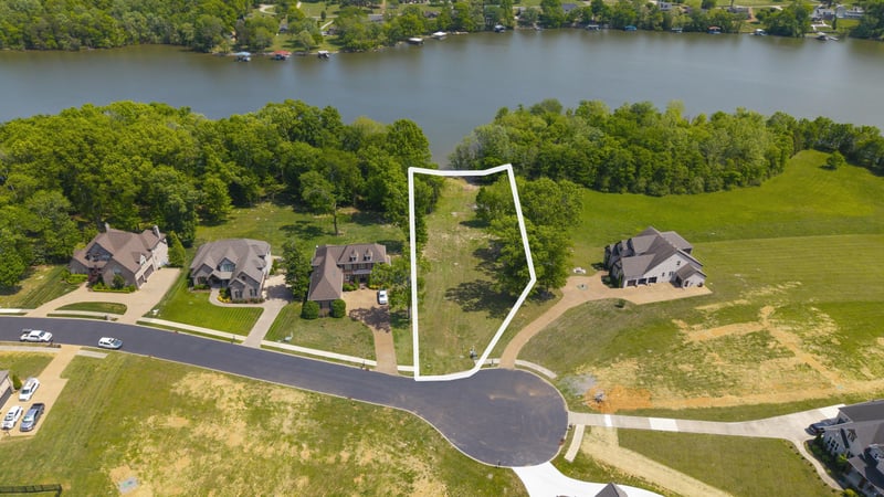 1004 Stonebrook Cv, Lebanon, TN 37087