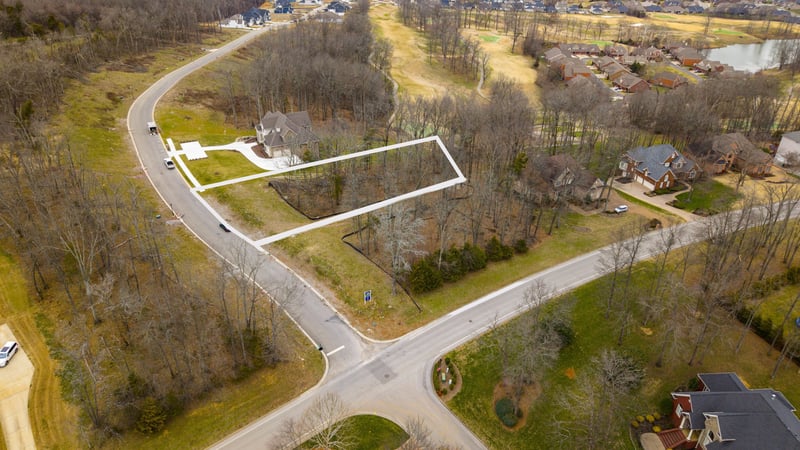 1173 Callaway Dr, Lebanon, TN 37087