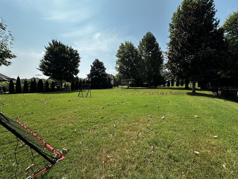 337 Crooked Creek Ln, Hendersonville, TN 37075
