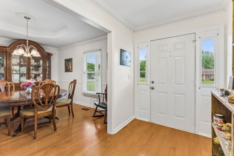 2104 Red Mile Rd, Murfreesboro, TN 37127