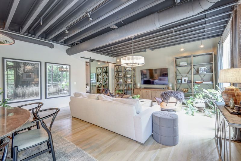 320 Liberty Pike #204, Franklin, TN 37064