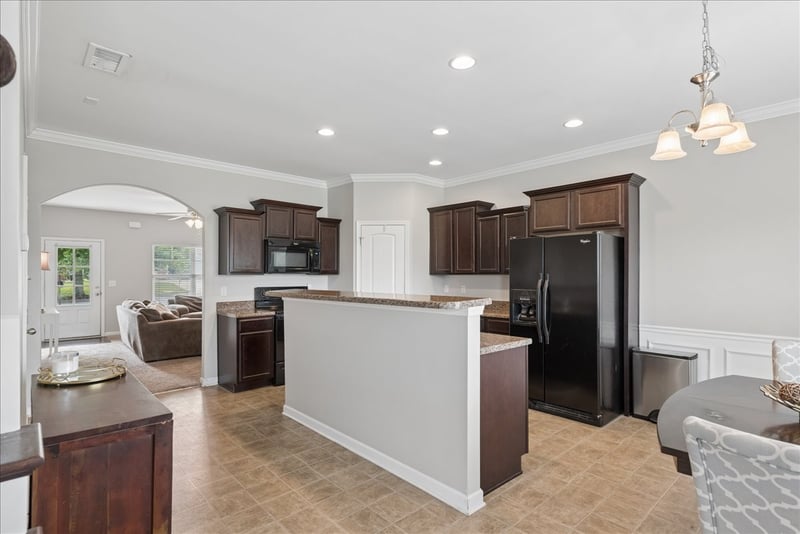400 Stratford Park Blvd, Gallatin, TN 37066