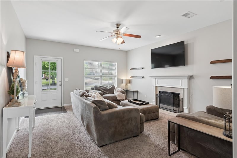 400 Stratford Park Blvd, Gallatin, TN 37066