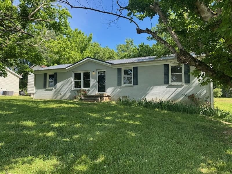 4176 Hampshire Pike, Hampshire, TN 38461