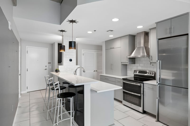 415 Church St #2413, Nashville, TN 37219