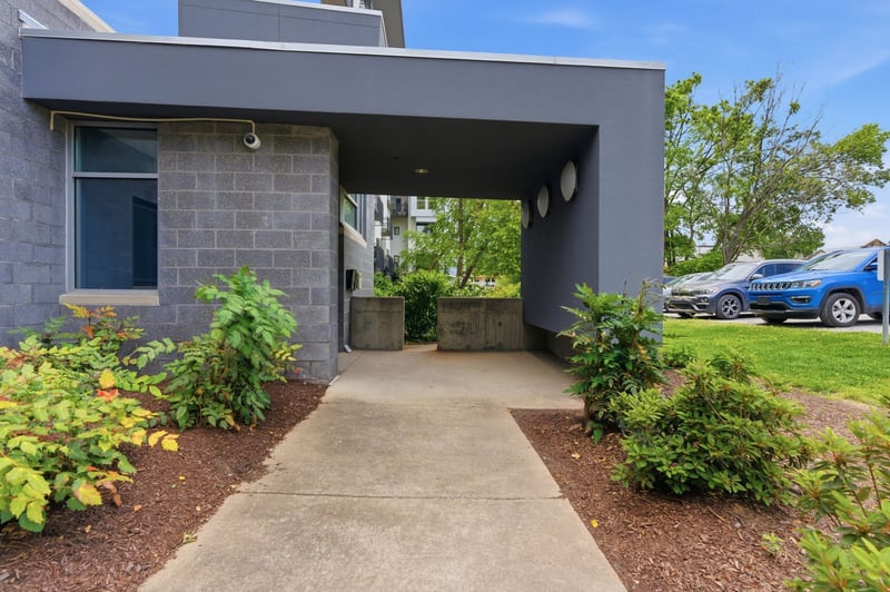 1101 18th Ave S #612, Nashville, TN 37212