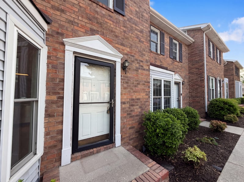 460 Claircrest Dr, Antioch, TN 37013