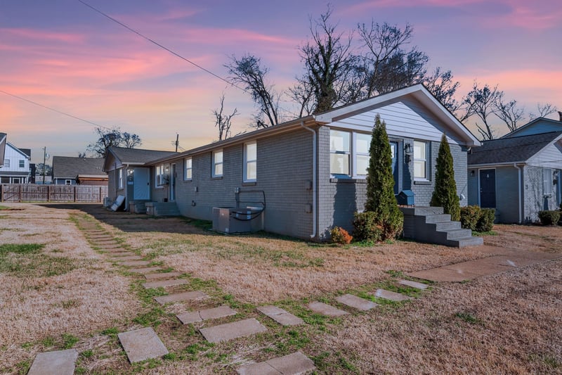 1730B 17th Ave N, Nashville, TN 37208