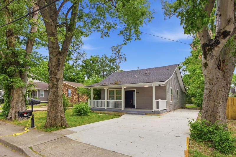 1909 Heiman St, Nashville, TN 37208