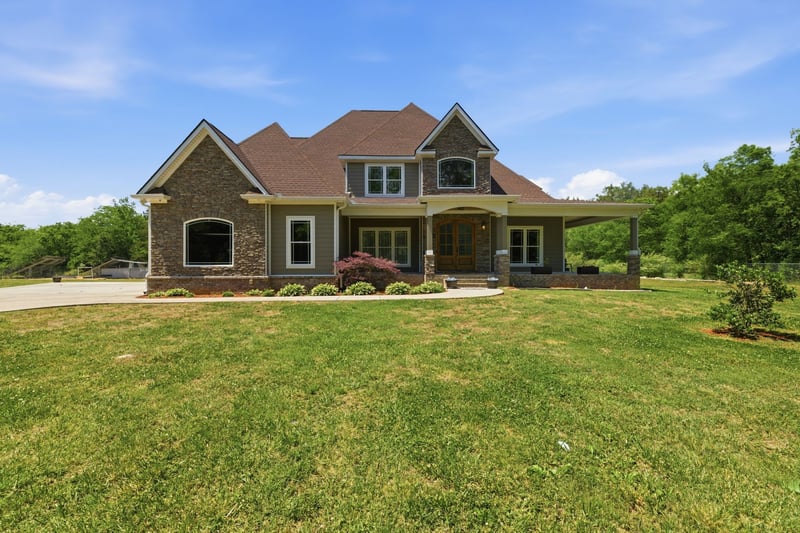 230 Peebles Dr, Smyrna, TN 37167