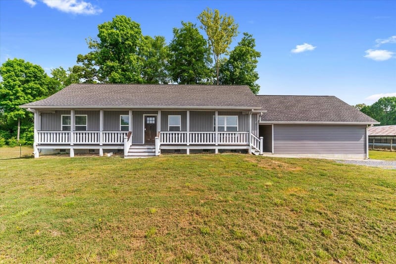 1005 Weber Rd, Crandall, GA 30711