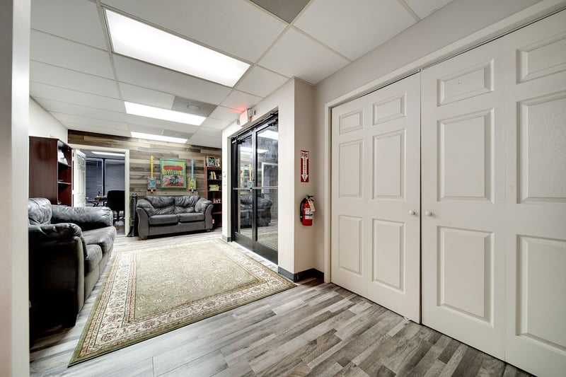 136 Walton Ferry Rd, Hendersonville, TN 37075