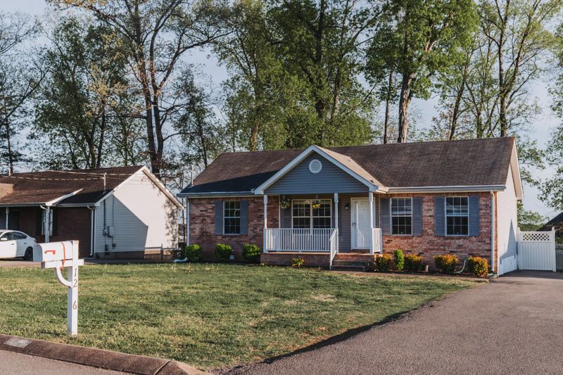1206 Ledbury Dr, Smyrna, TN 37167