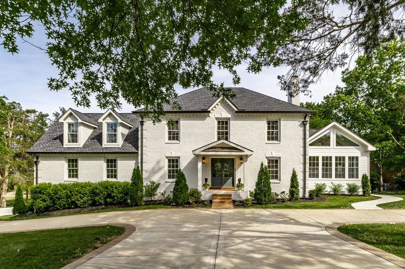 7052 N Lake Dr, Brentwood, TN 37027