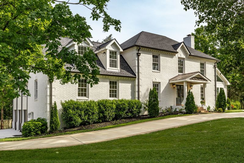 7052 N Lake Dr, Brentwood, TN 37027