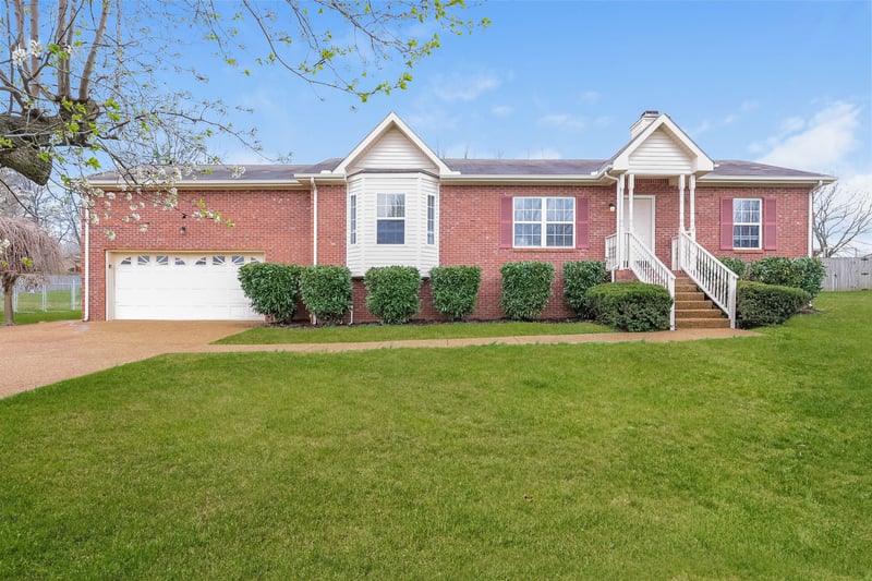 111 Grant Ct, Portland, TN 37148