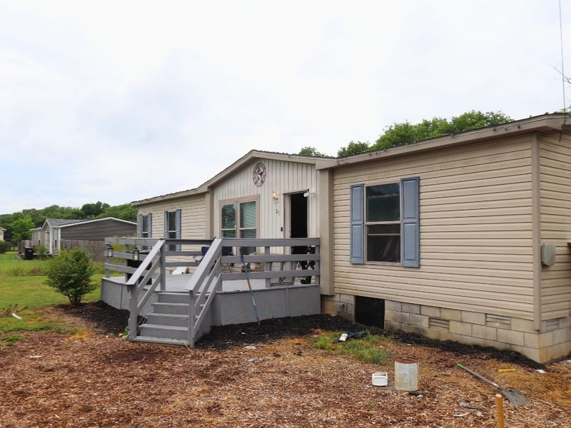 25 Winding Hills Ln, Gordonsville, TN 38563