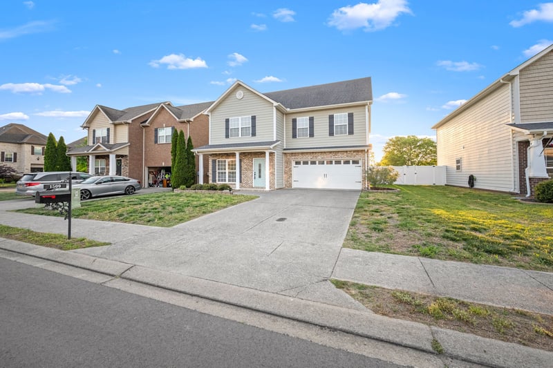 1509 Barnsley Dr, Murfreesboro, TN 37128