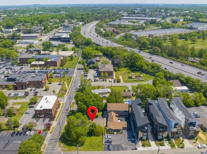 2700 Greystone Rd, Nashville, TN 37204