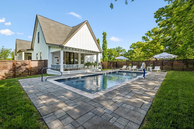 741 Bresslyn Rd, Nashville, TN 37205