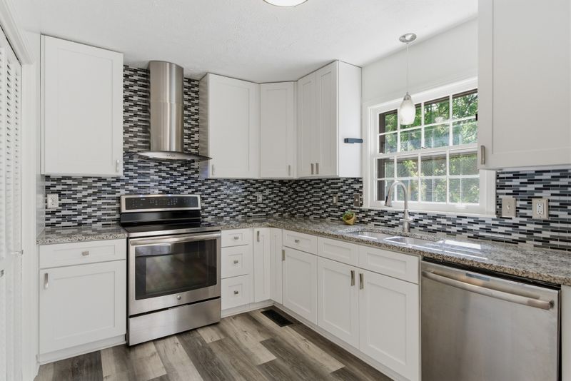 714 Ortega Rd, Nashville, TN 37214