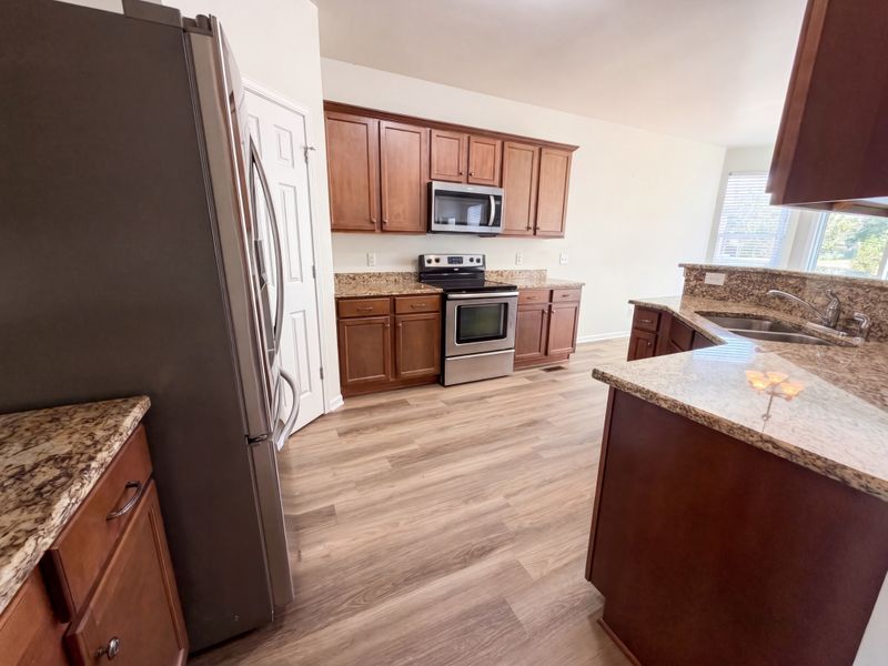 1852 Bunting Way Dr, Hermitage, TN 37076