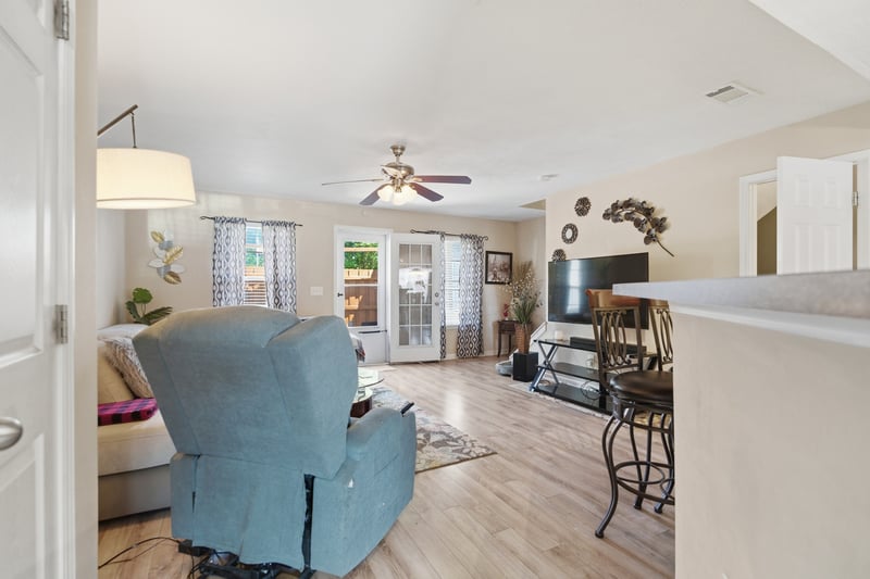 3134 George Buchanan Dr, La Vergne, TN 37086