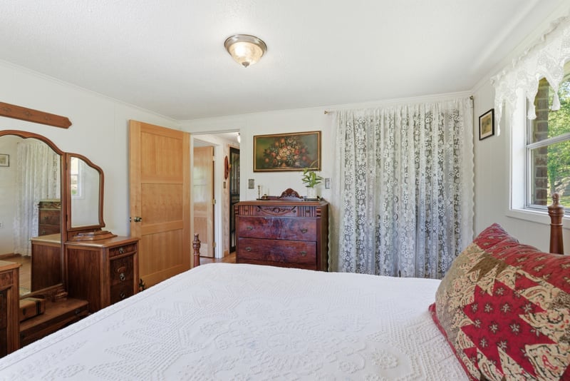 1840 Rock Springs Rd, Watertown, TN 37184