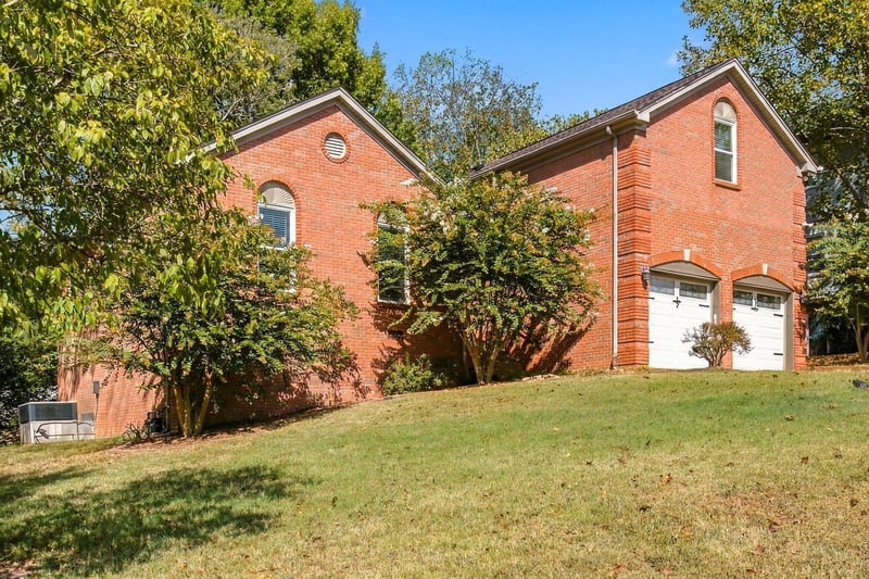122 Mansker Park Dr, Hendersonville, TN 37075