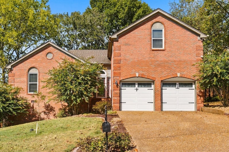 122 Mansker Park Dr, Hendersonville, TN 37075