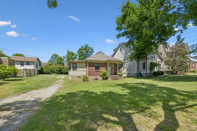 2110A W Linden Ave, Nashville, TN 37212