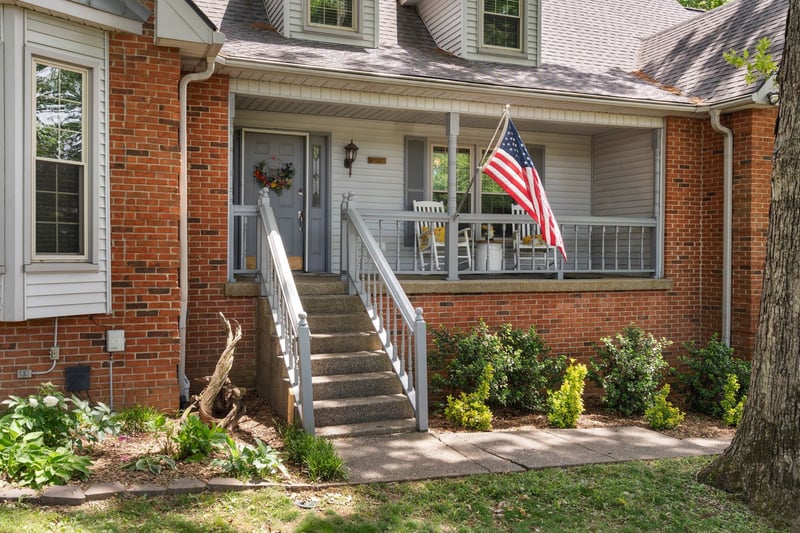 516 Tyler Ct, Cottontown, TN 37048