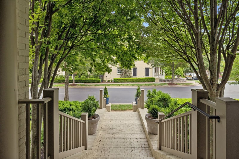 1025 Falling Leaf Cir, Brentwood, TN 37027
