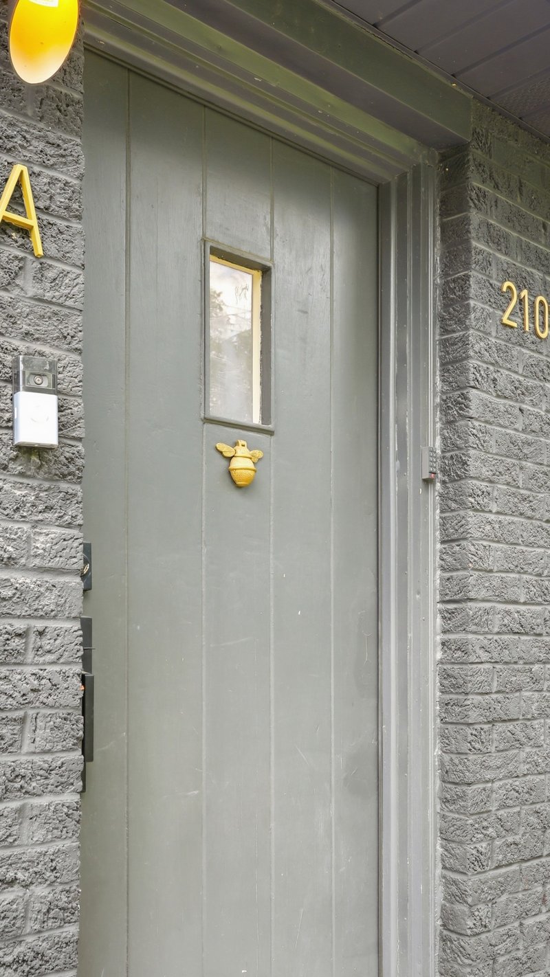 2101 Porter Rd, Nashville, TN 37206