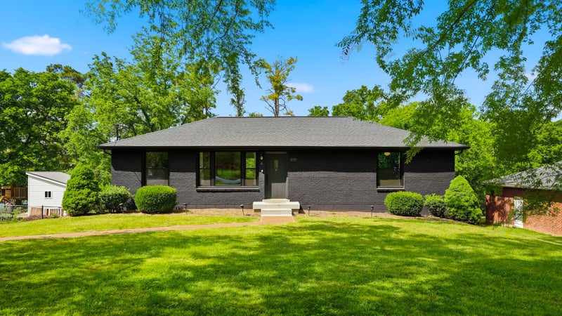 2101 Porter Rd, Nashville, TN 37206