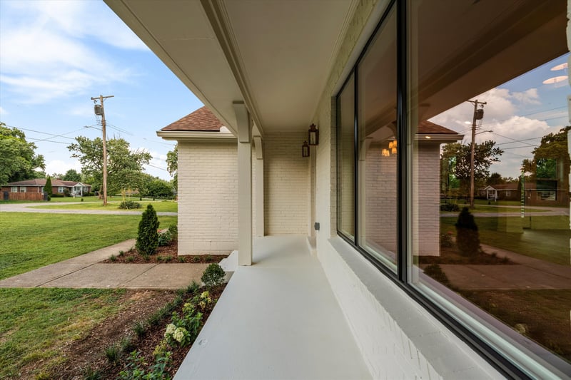 2881 Lyncrest Dr, Nashville, TN 37214